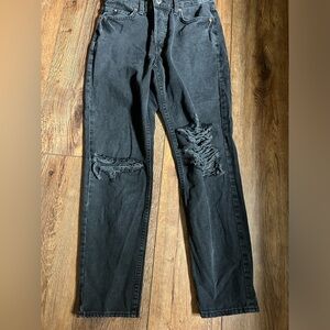 Size 2 Low waisted boyfriend black jeans from H&M